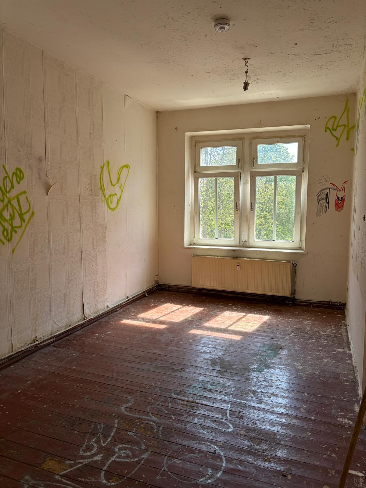 Nachher: Wohnzimmerentrümpelung mit besenreiner Übergabe